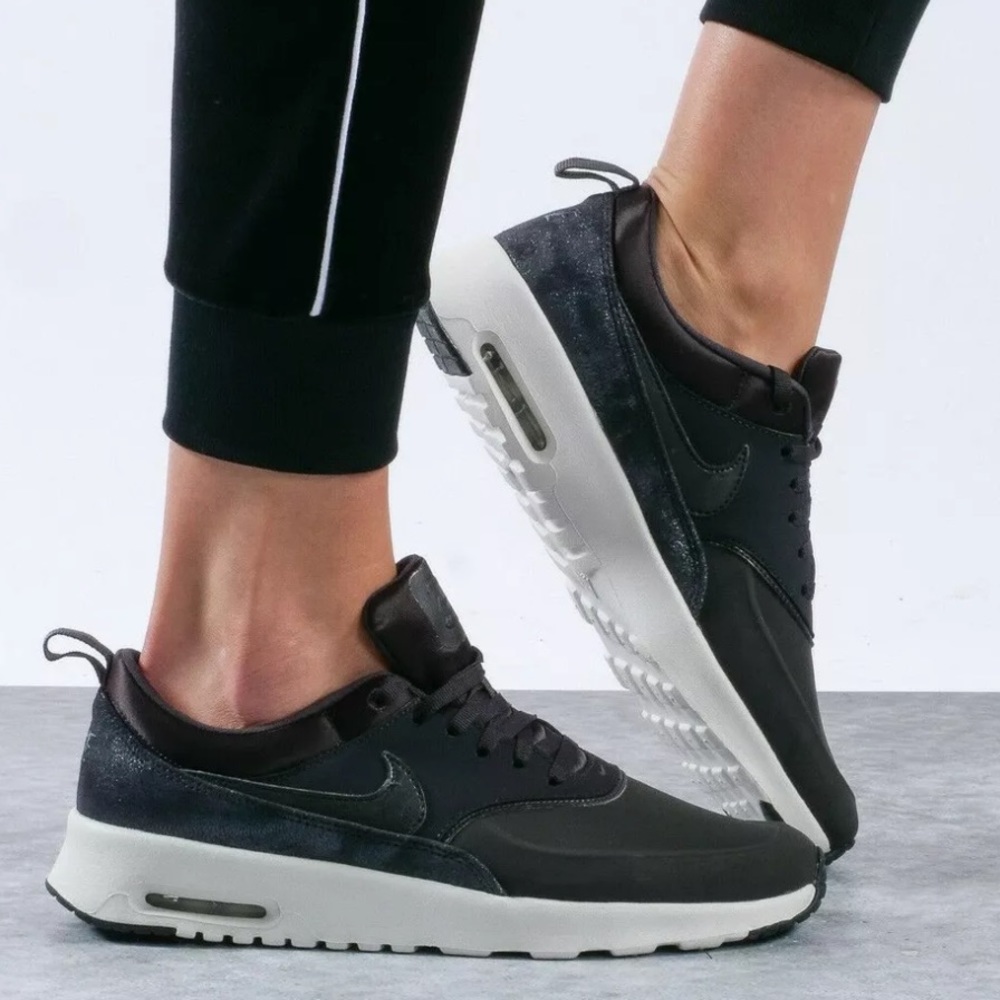 NWT Nike Air Max Thea Premium - Picture 8 of 8